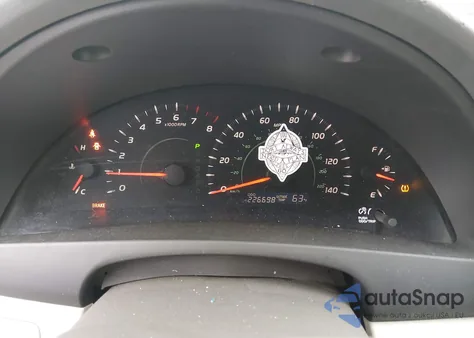 2007 Toyota Camry Le z USA, uszkodzony, nr VIN 4T1BE46K17U123783